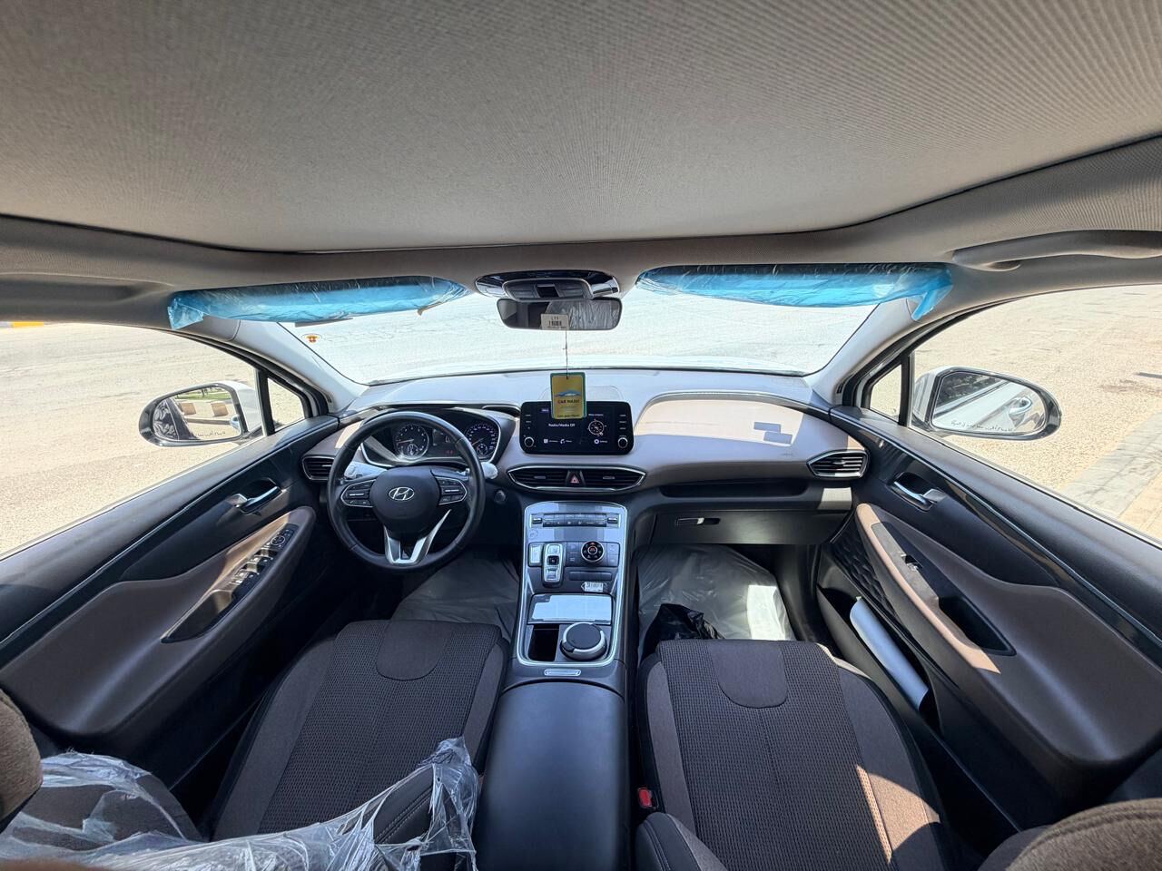 Hyundai Santa Fe, 2022, Automatic, 87000 KM, Car
