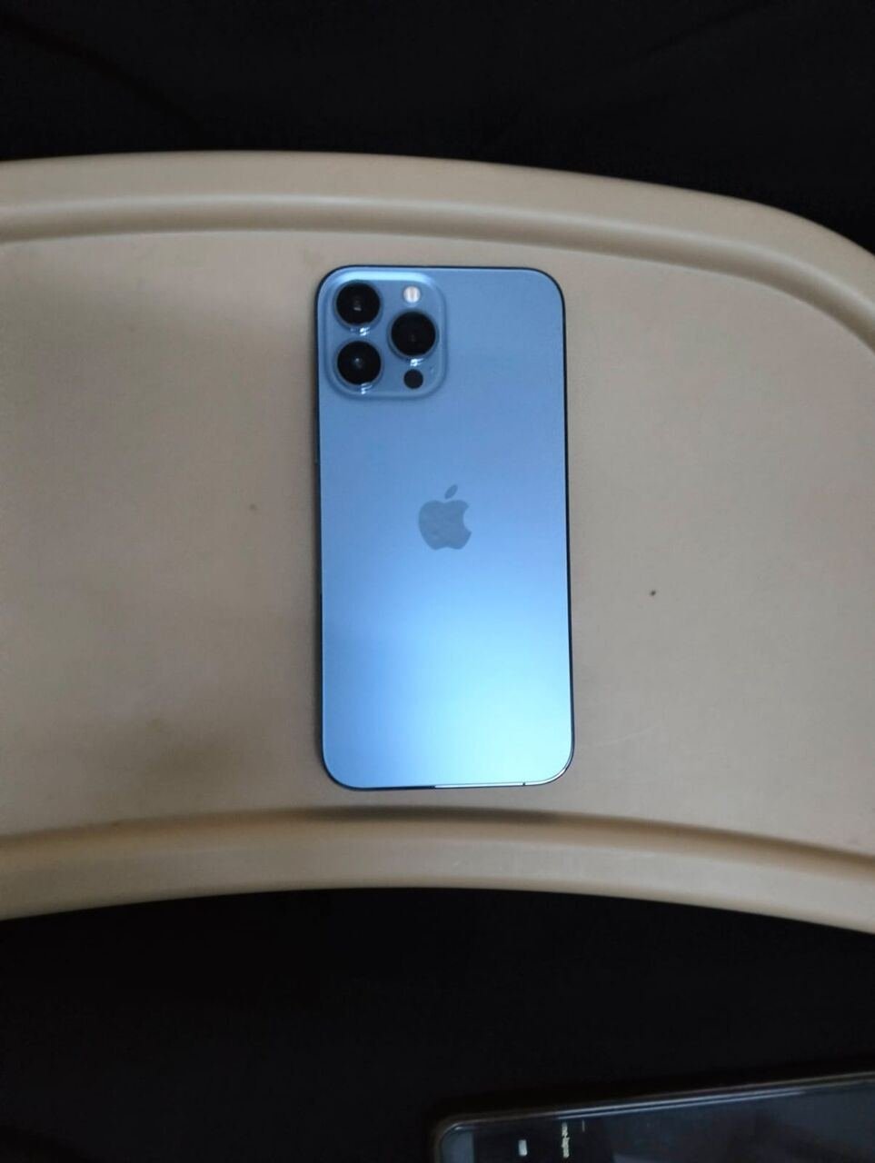 SAR 1800, IPhone 13 Pro Max Blue