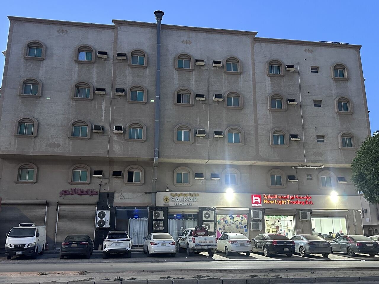 2 BR, 2 BHK BACHELOR FLAT RENT