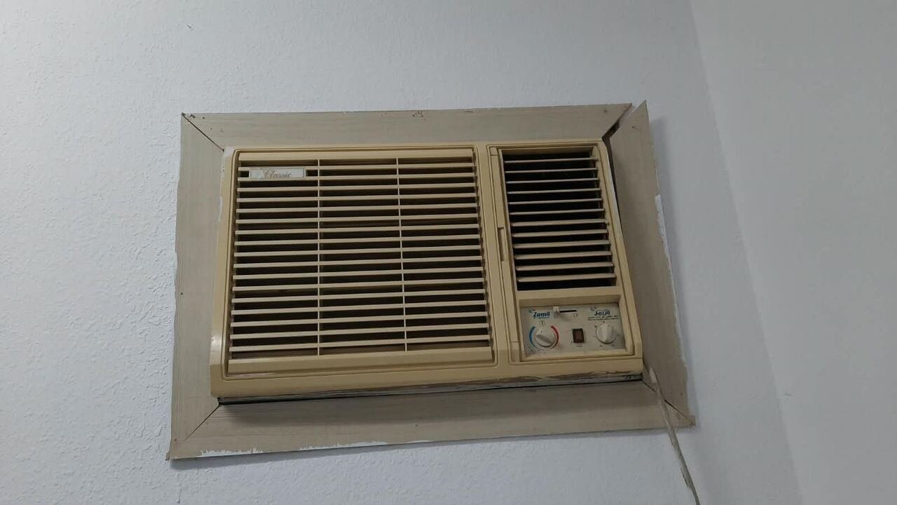 SAR 500, Offering 2 Tons Zamil Classic Window AC With Heat & Cool Option