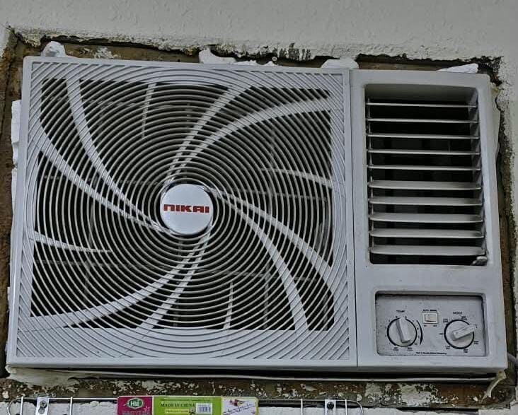 SAR 1100, A/c 1.5 Ton 1 Nos. Sr.550 Sanyo Rear Use..2nd A/C 2 Ton..Sr.550