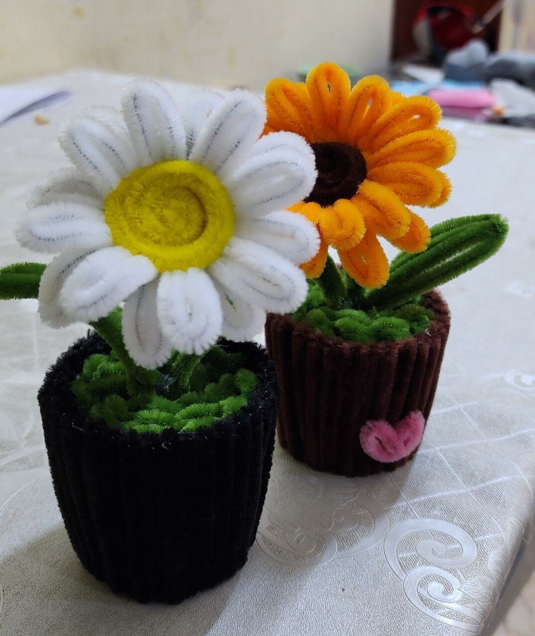 SAR 10, Gifts, Household Decor Handmade Flowers, Pots, Showpiece