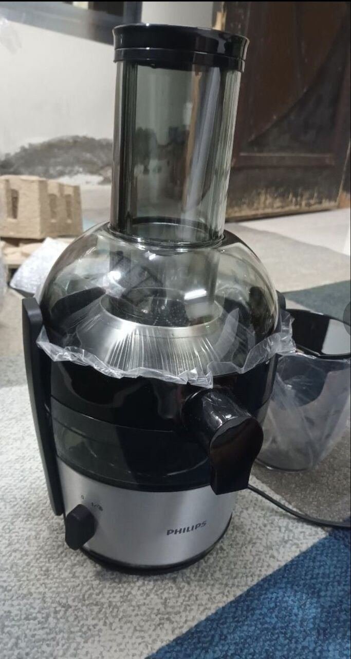 SAR 400, Phillips Juicer - XL Tube, QuickClean, 2 L 800 W HR1863/22/05 Silver/Black/Clear