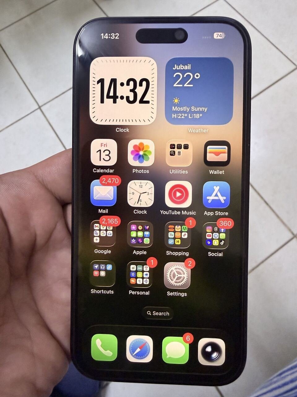 SAR 1800, IPhone 15 Black 128 GB 90% BH