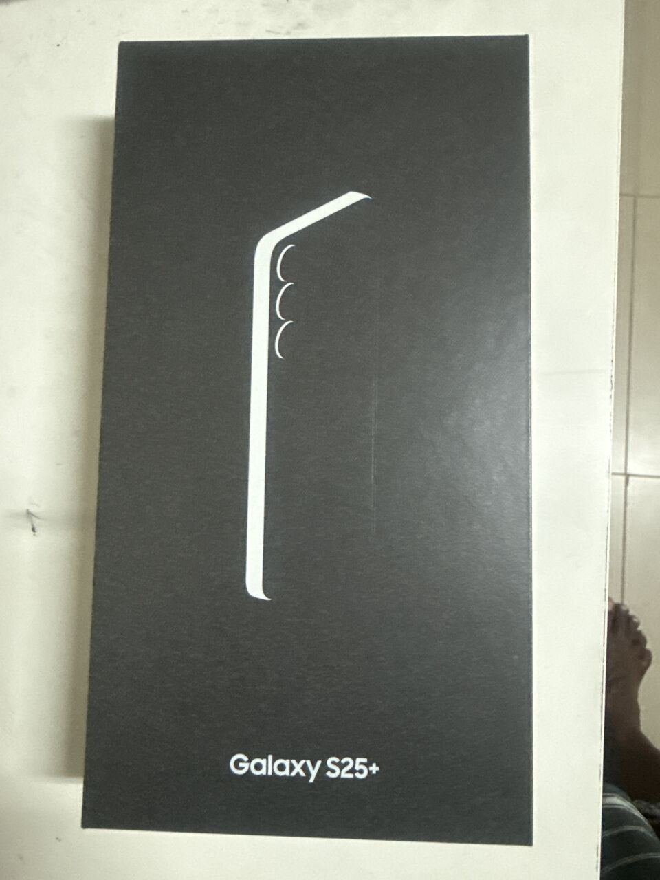 SAR 1800, Samsung S25+