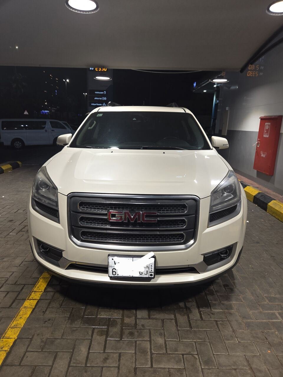 SAR 42000, Gmc Acadia, 2015, Automatic, 127500 KM, Full Option Odo 128000km