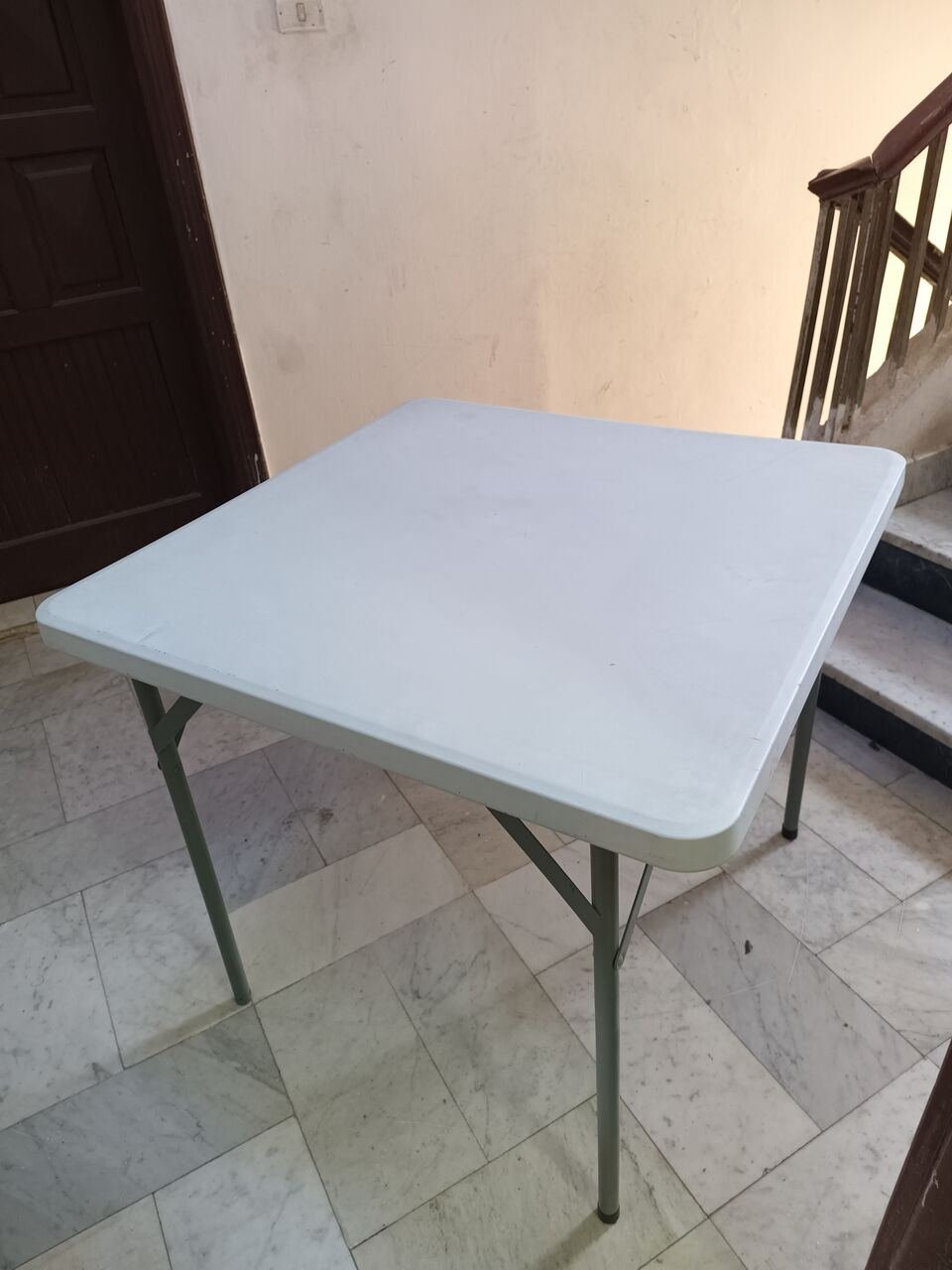 SAR 40, Foldable Table