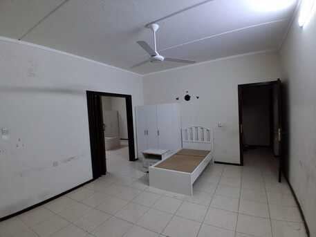 SAR 1500/month, 2 BR, Two (2) Rooms, 1 Kitchen, 1 Bathroom For Rent In Iskan Building To Be Shared -females Only