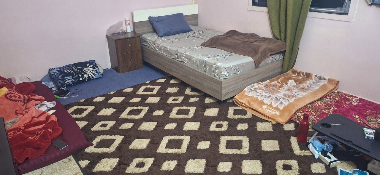 SAR 300/month, Bed Space Aviliable For Indian & Pakistanis (300)