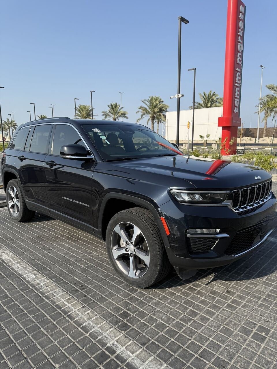 SAR 169000, Jeep Grand Cherokee Limited, 2023, Automatic, 64000 KM, Mr