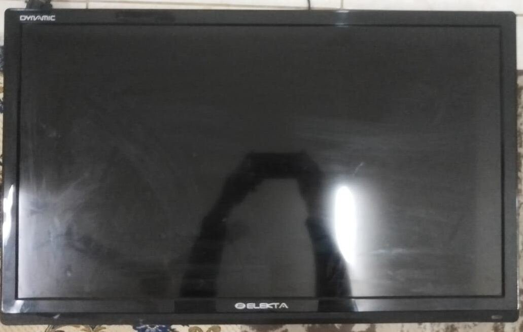 SAR 125, 32" LED TV For Sale