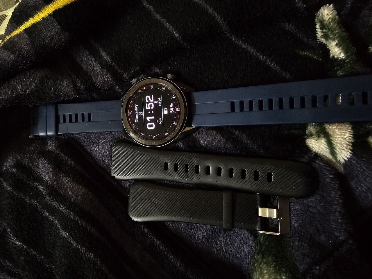 SAR 300, Huawei GT Smart Watch
