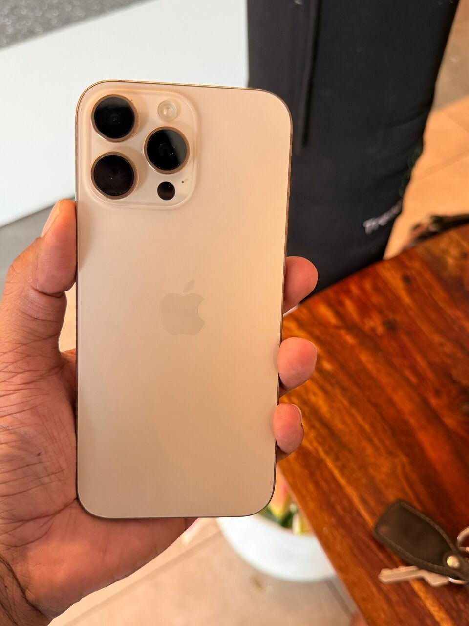 SAR 2999, Iphone 16 Pro Max 256 Gb