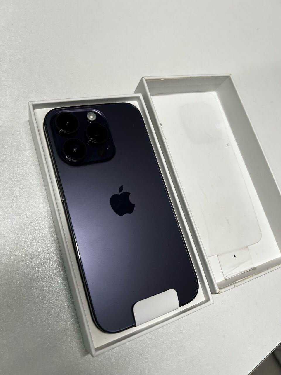 SAR 2450, IPhone 14 Pro 512 Gb New Replaced With Apple Care Plus
