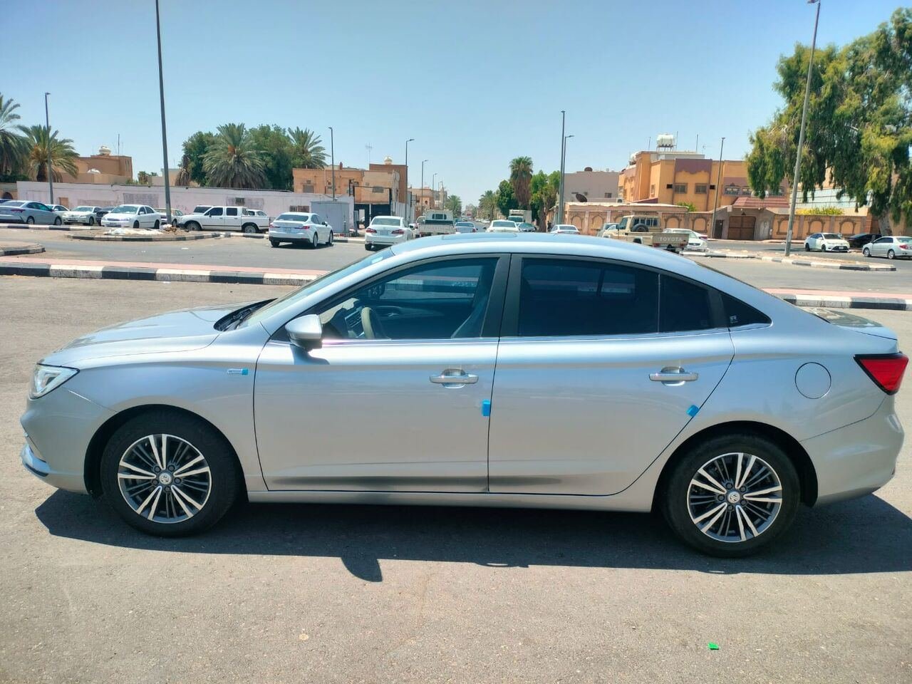 SAR 40000, MG 5 Lux, 2023, Automatic, 23900 KM, BRAND NEW CONDITION - LESS ODOMETER