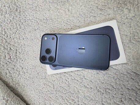 SAR 4500, IPhone 17 Pro Max 256gb Sale Swap 100 Battery Only Serious Buyer Contact