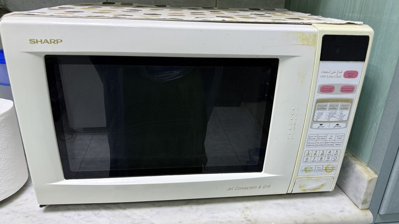 SAR 400, Sharp Large Sharp 42L Convection Microwave Oven With Grill