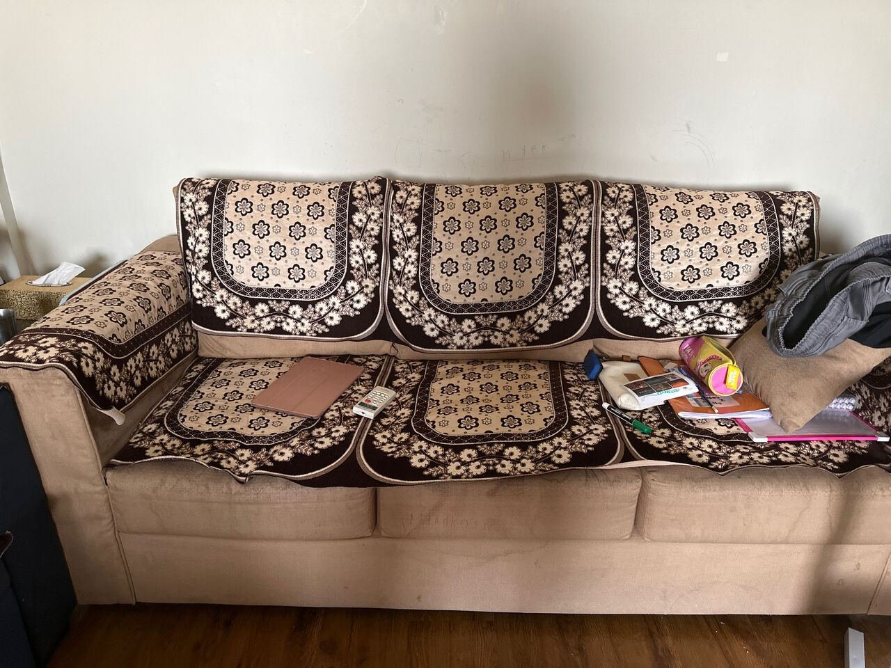 SAR 600, Strong Sofa 3 Seater