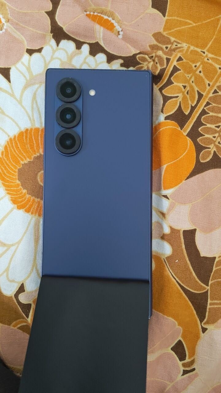 SAR 3300, SAMSUNG GALAXY Z FOLD6 512GB NAVY