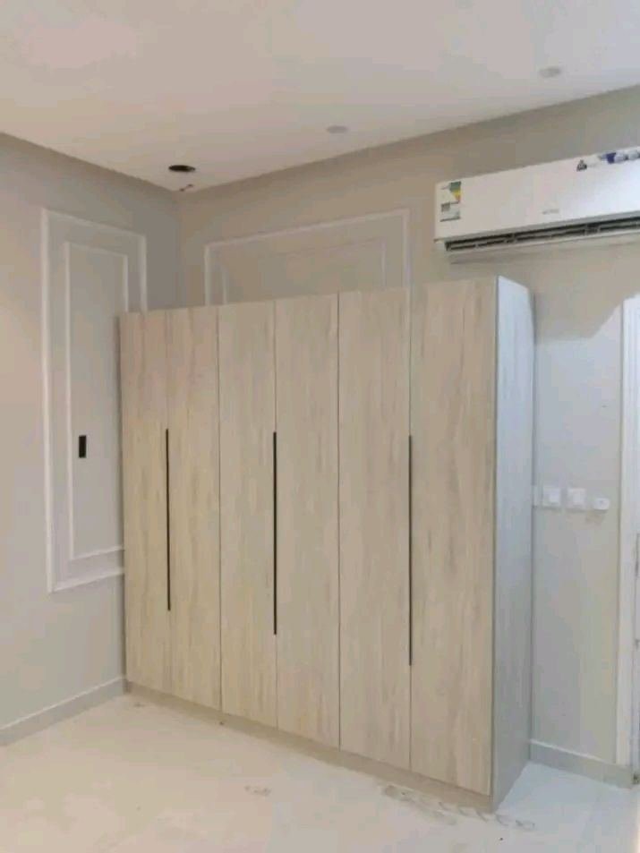 SAR 5, Luxury Wooden Wardrobes Are Available For Sale At Affordable Prices With Best Quality.