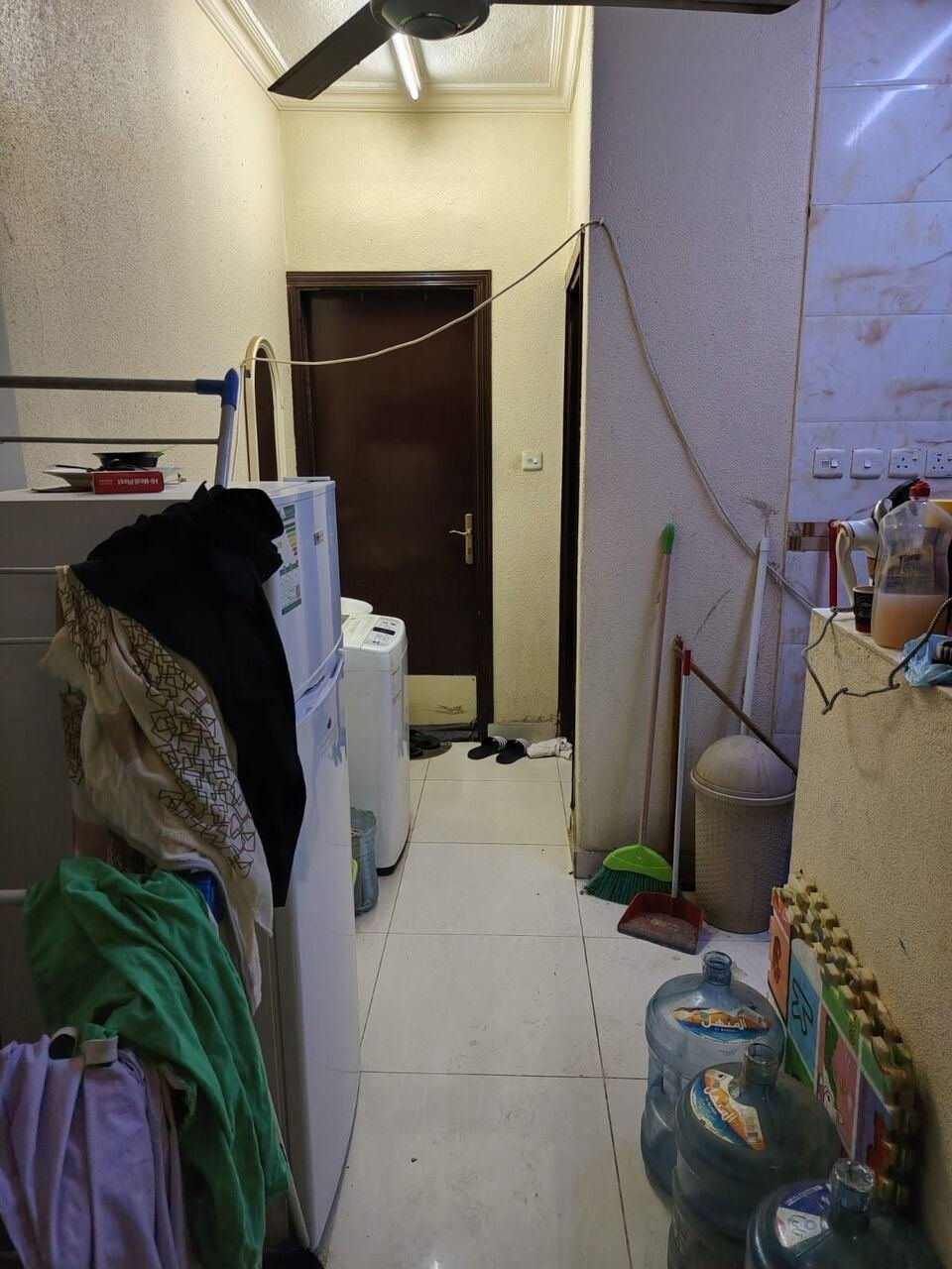 SAR 1000/month, Furnished, 1 Sq. Meter, One Bed Room Available For Executive 1 Person With Separate Bathroom