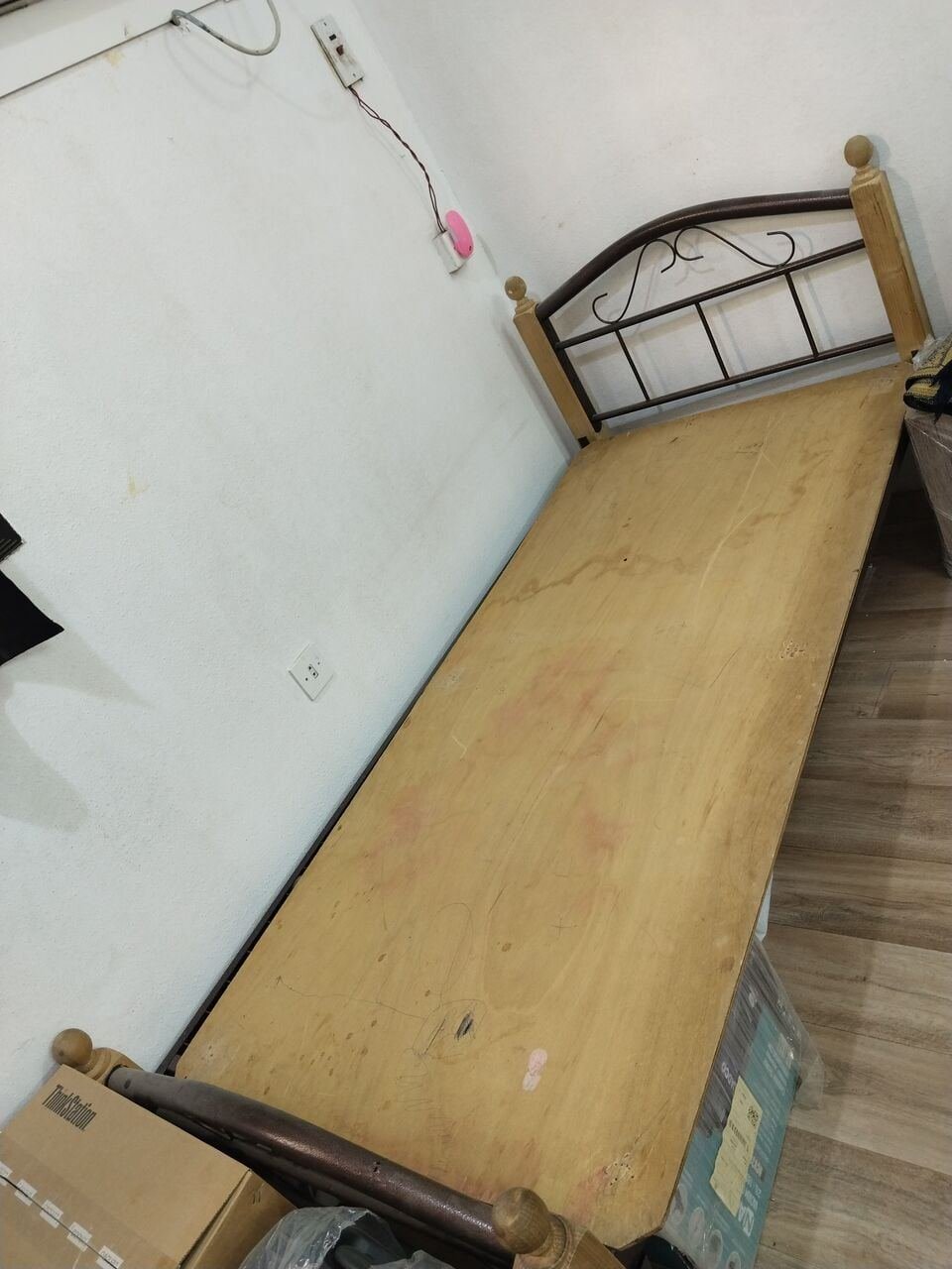 SAR 130, Iron Bed With Plywood