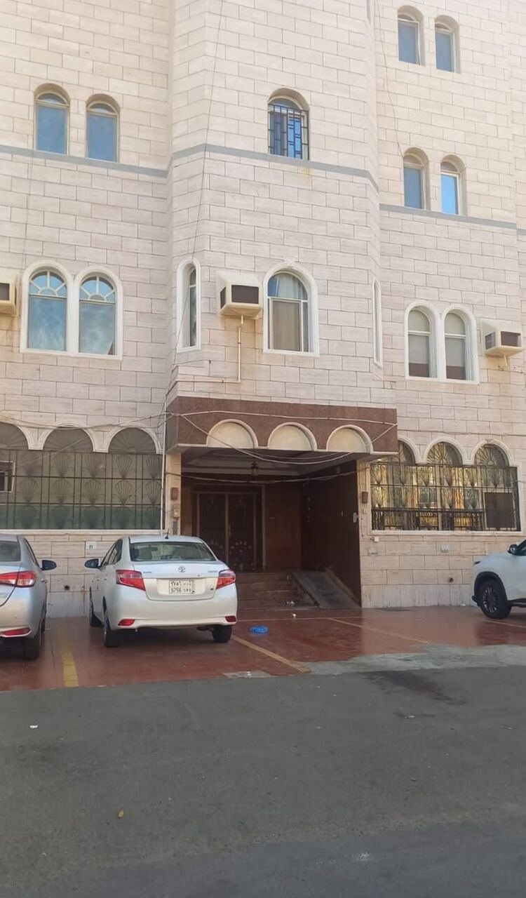 SAR 1500/year, 3 BR, Ground Floor House 3 Bed 2 Bath 1 Kitchen 1 Small Store In Al Nuzha, Jeddah
