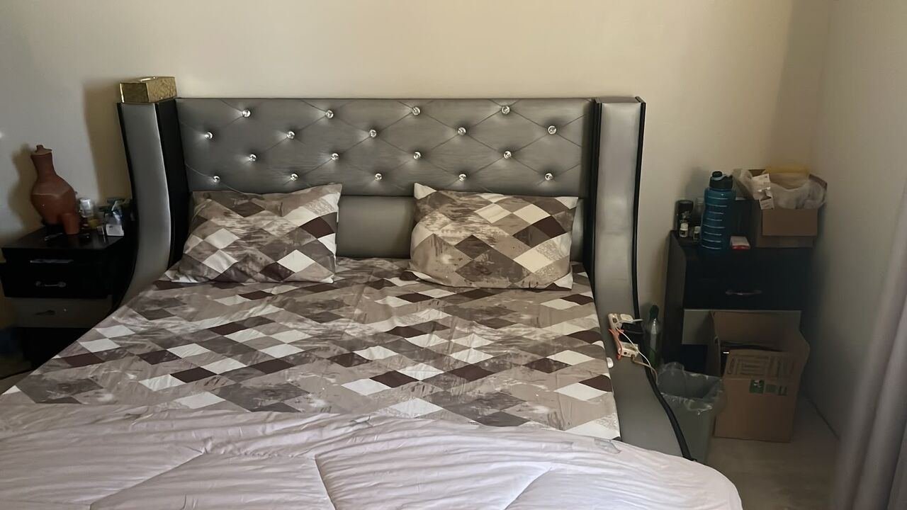 SAR 700, Bedroom Set