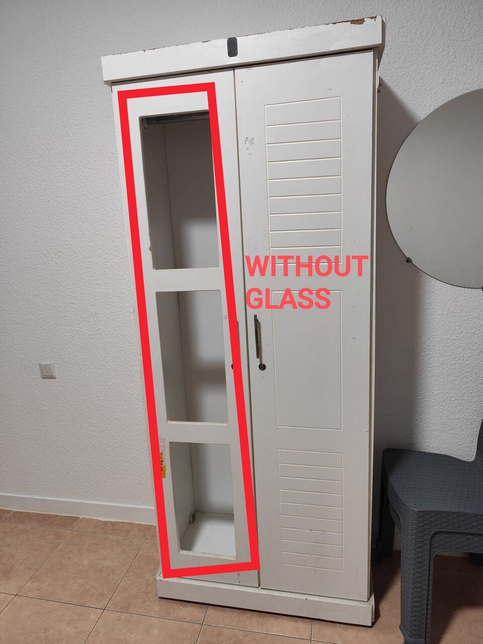 SAR 580, SELL Super King Size Mattress,3 Two Door Cupboard,1metal Bed.
