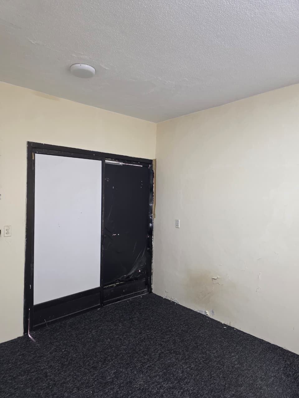 SAR 700/month, 1 BR, Room For Rent Single Person Only