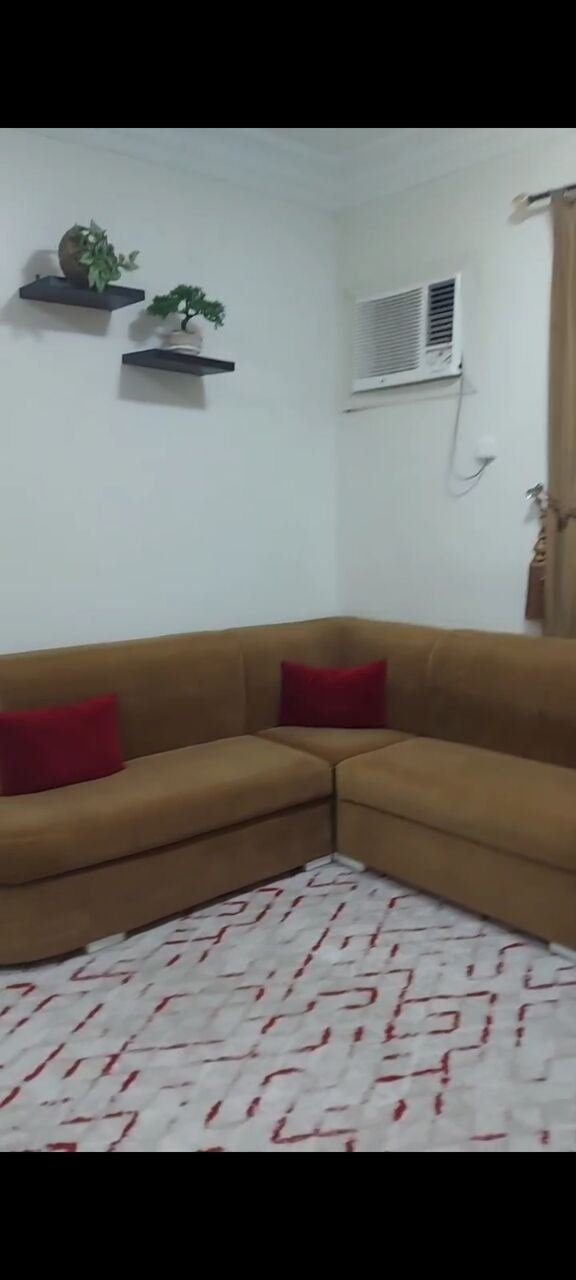 SAR 17000/year, 3 BR, 3 BHK FLAT For Rent - Near Holiday Inn Hotel