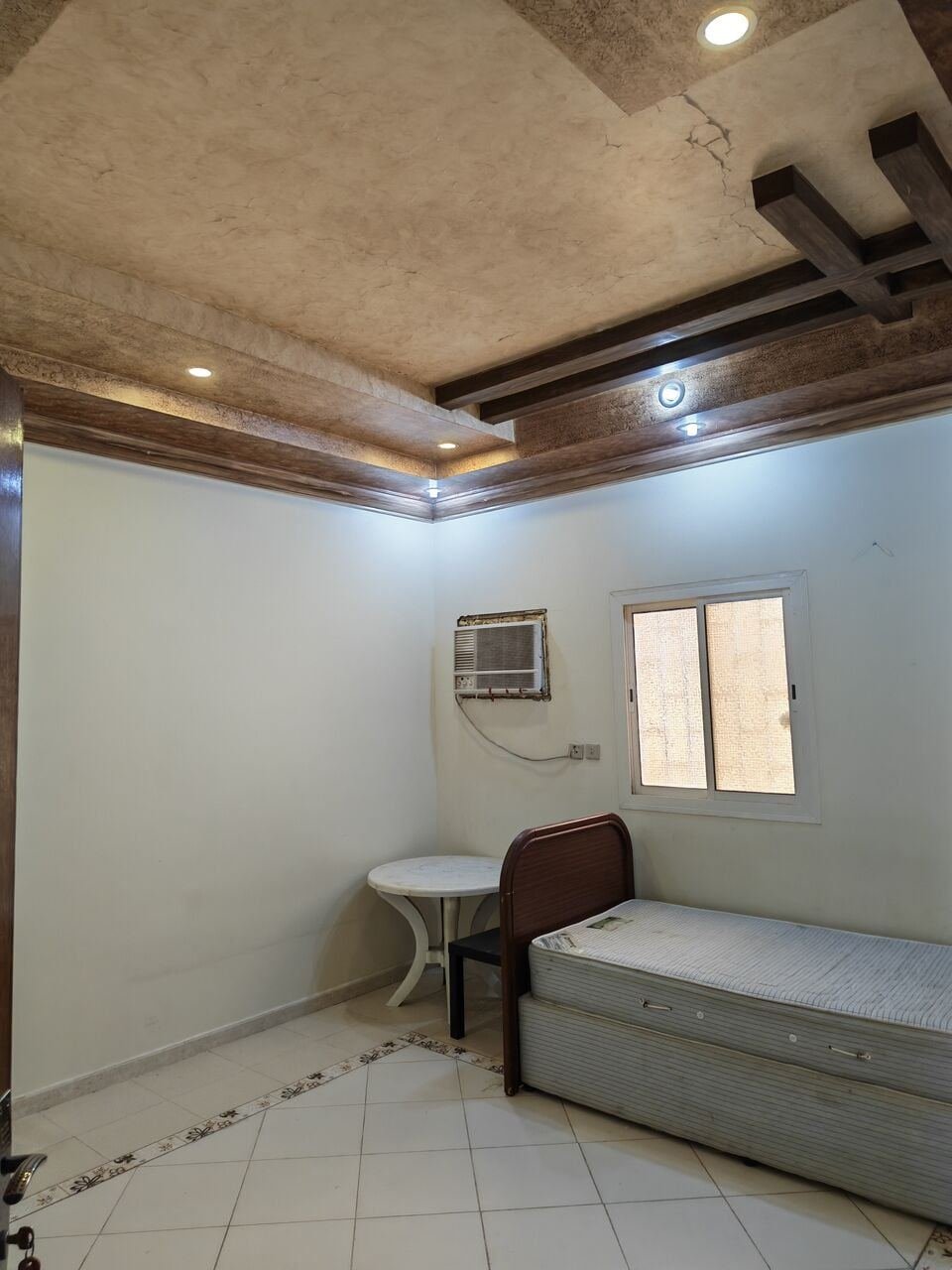 SAR 750/month, Furnished, Offering Room For Executive Bachelor