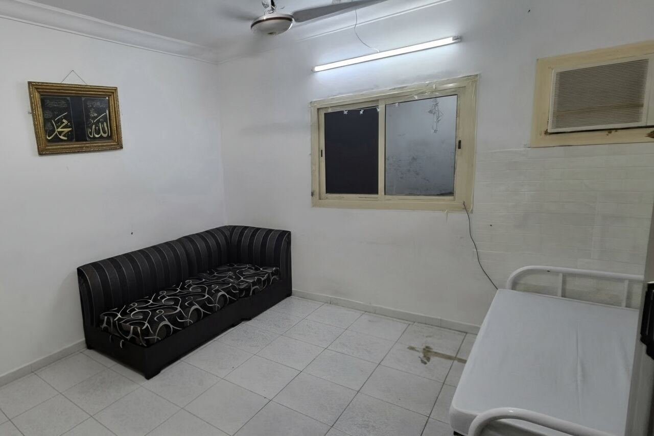 SAR 1000/month, Furnished Room Available In 3BHK Flat
