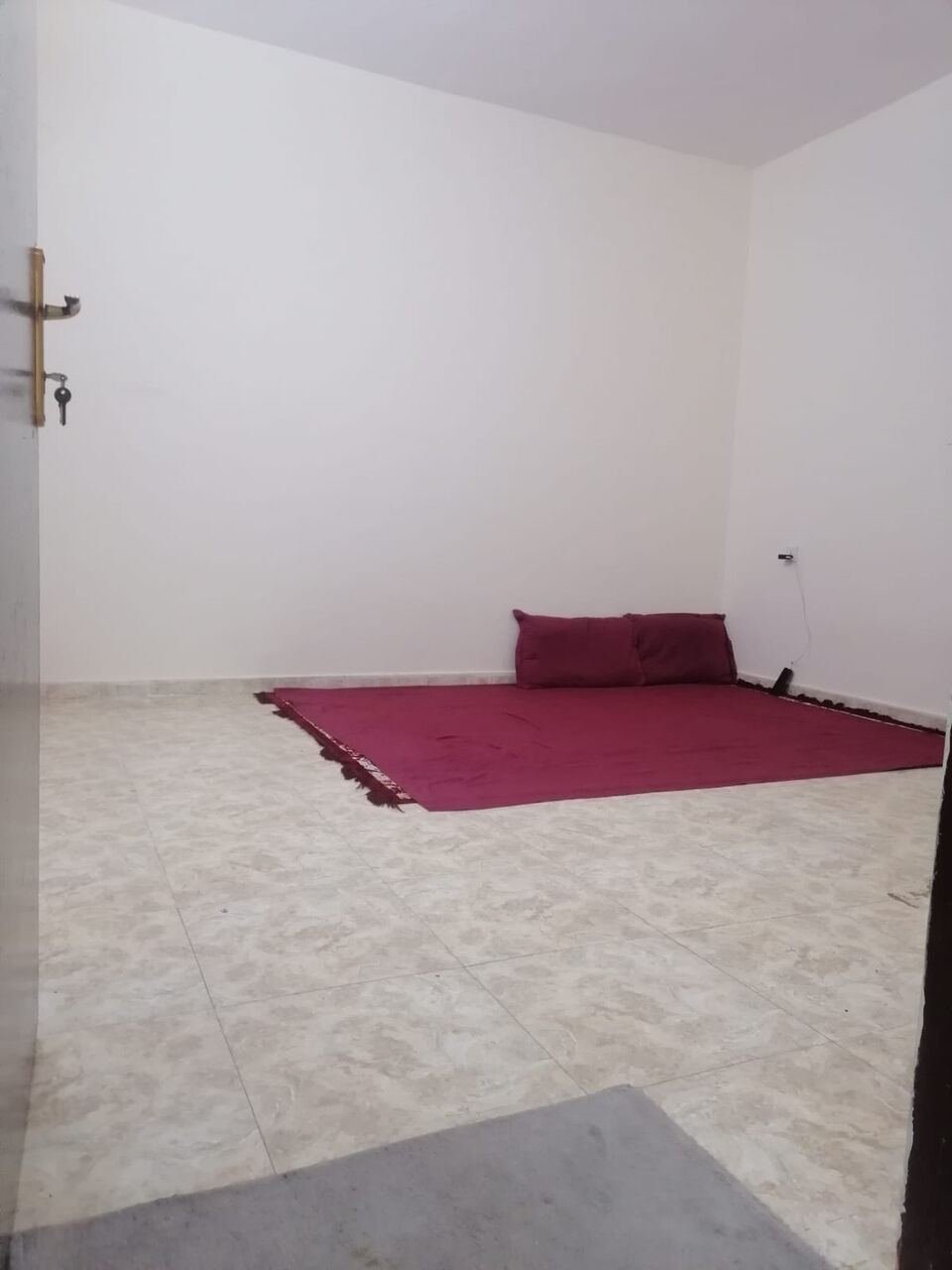 SAR 800/month, Separate Room For Rent With All Amenities Near Maestro Pizza 800 SAR