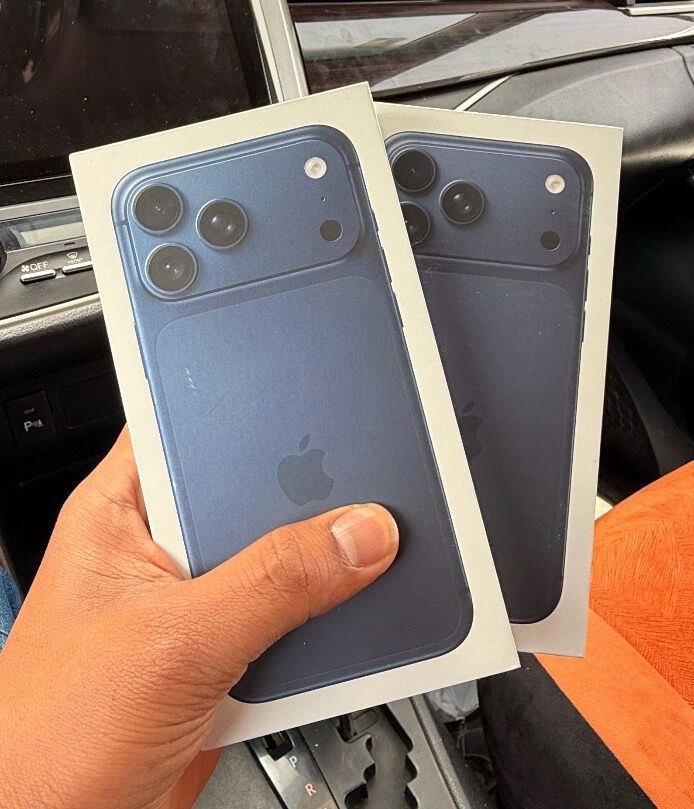 SAR 4699, I Phone 17pro Max 256 New