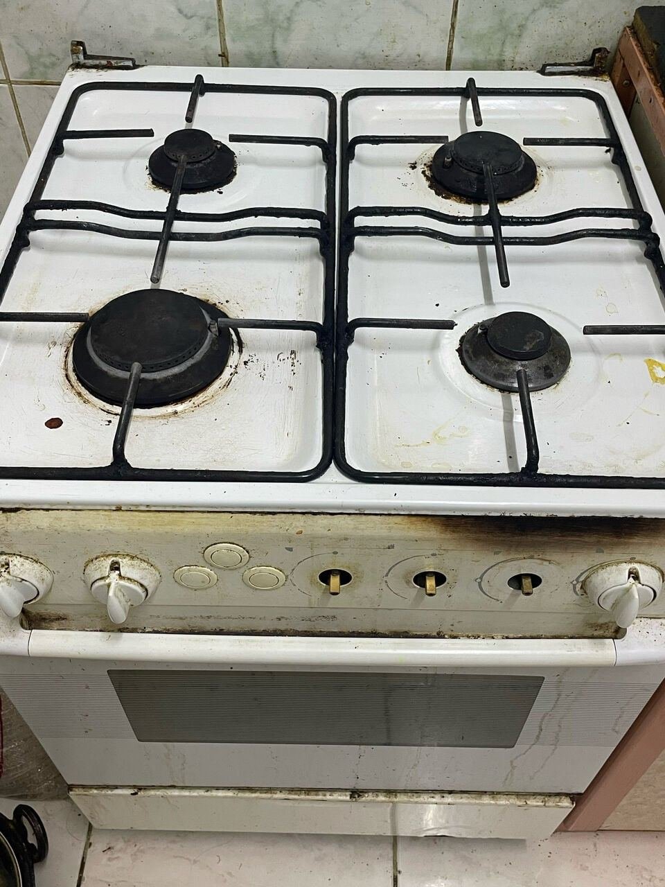 SAR 60, Stove With Oven