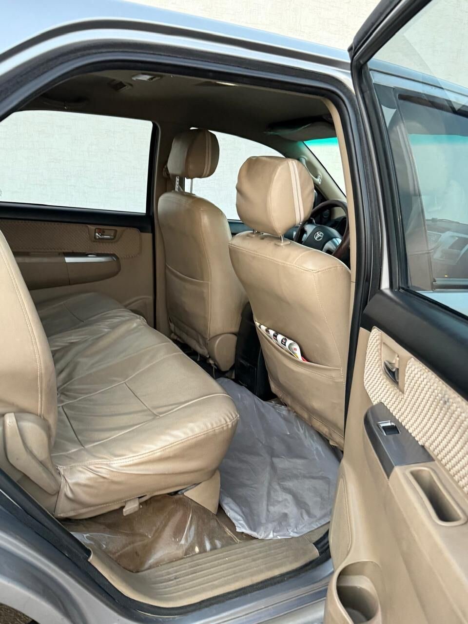 SAR 47000, Toyota Fortunare, 2015, Automatic, 23 KM, Toyota Fortunare