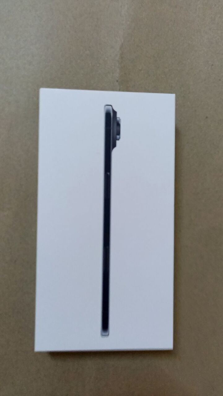 SAR 3200, Iphone Air