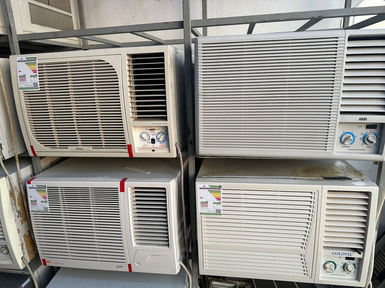 SAR 650, New Model Window AC For Sale N Swap Your Old AC. Delivery And Installation All Over In Jed