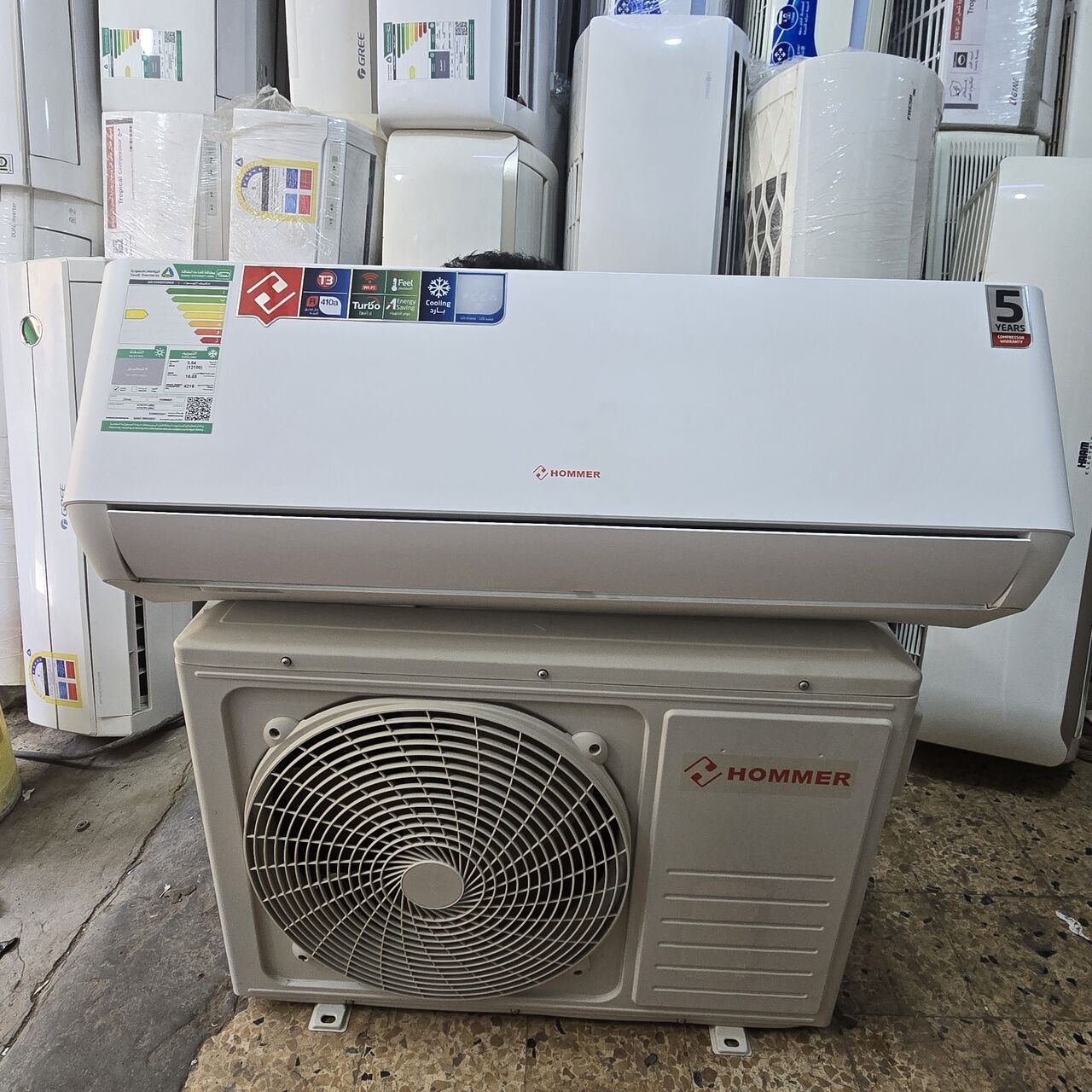 SAR 700, Like New Split Air-conditioner For Selling