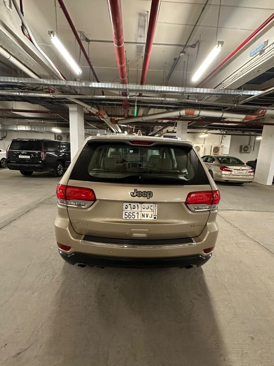 SAR 43000, Jeep Cherokee, 2015, Automatic, 217000 KM, Jeep Grand Cherokee Limited Original Engines And Airbags