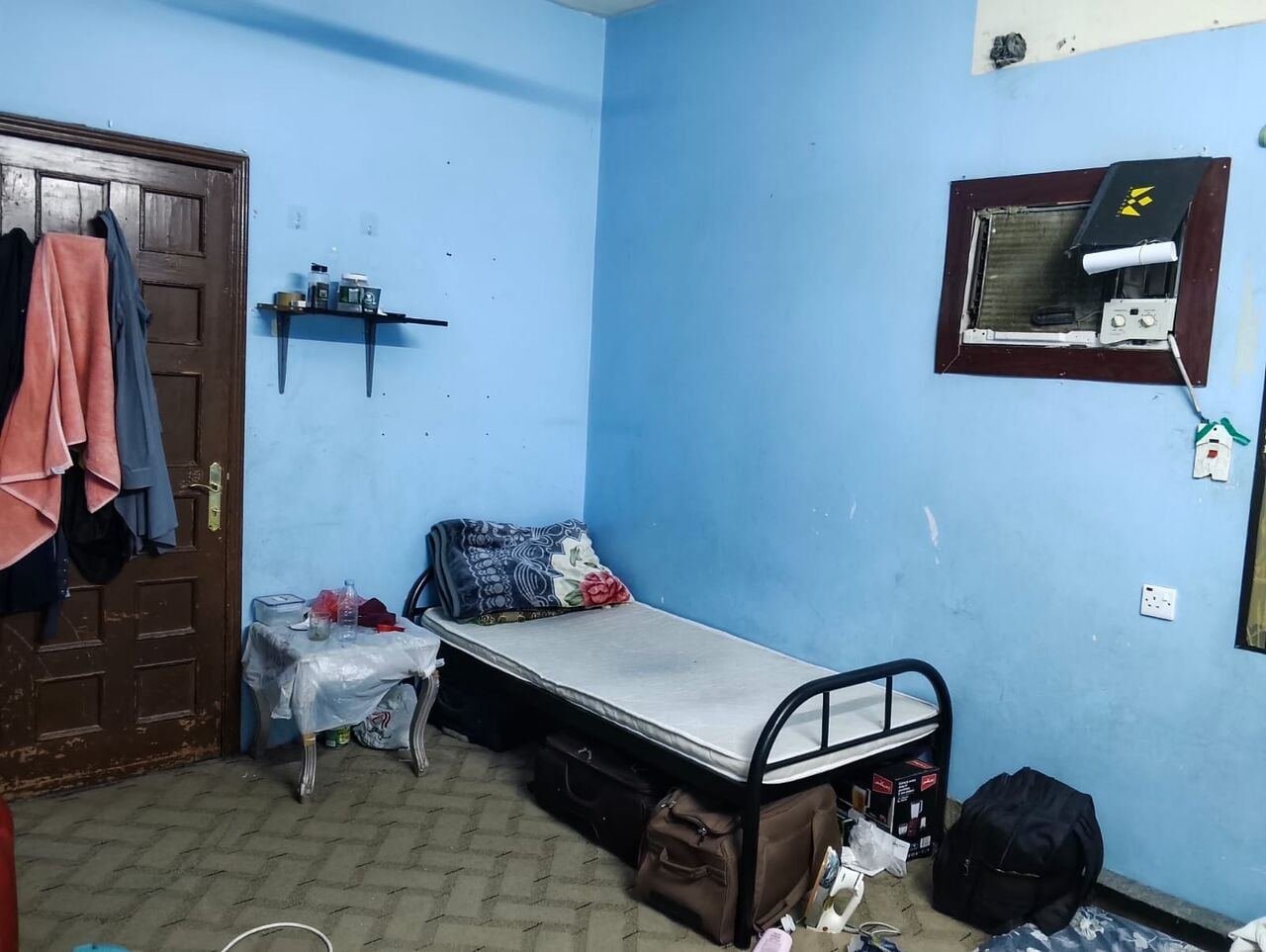SAR 350/month, SAR 350 Per Person Montly, Executive Room For Bachelor