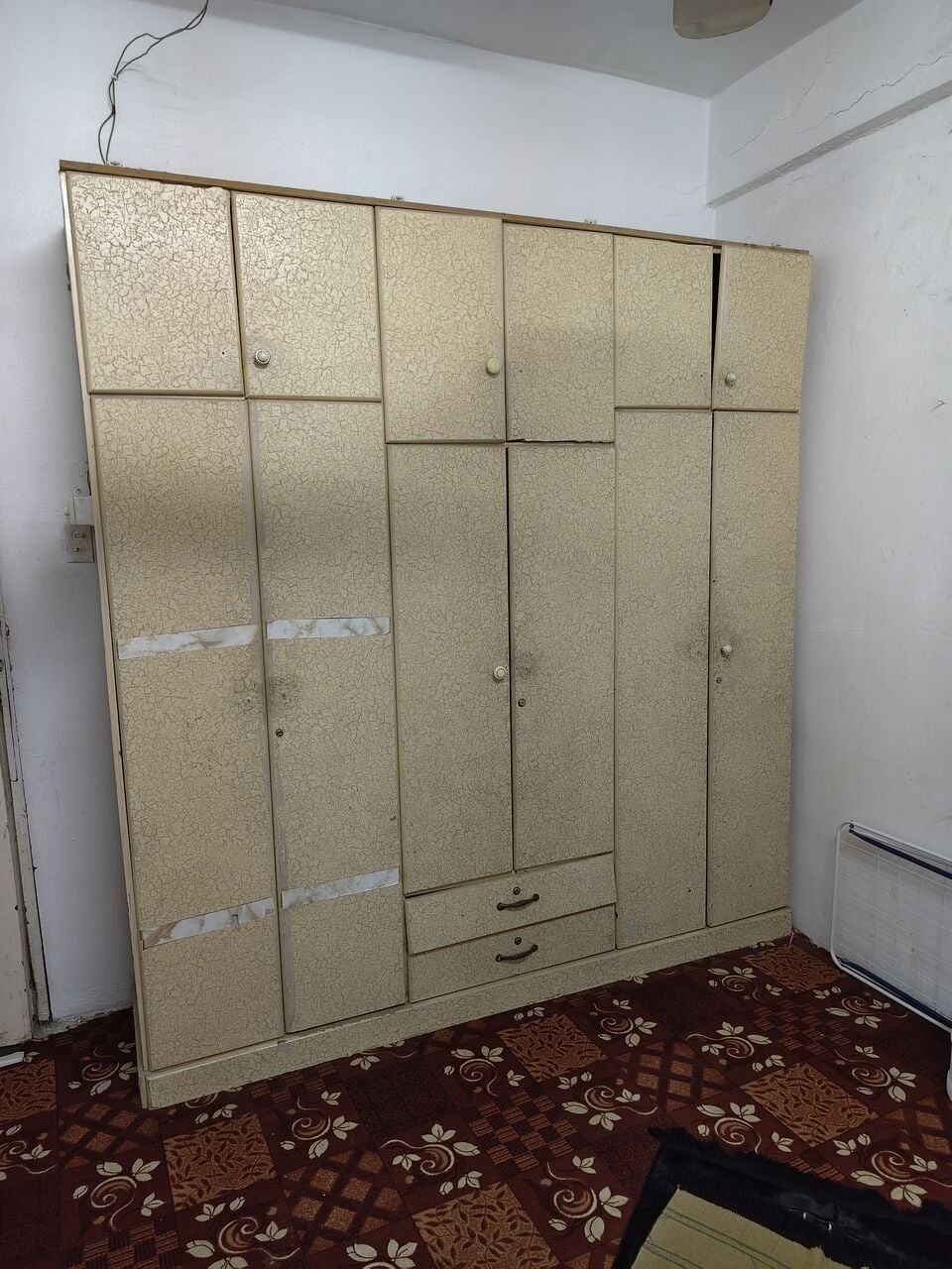 SAR 400/month, BED SPACE AVAILABLE ONE PERSON( INCLUDING ELECTRICITY)