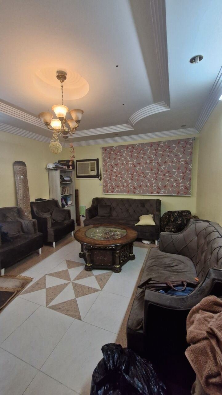 SAR 600, 7 Seater Sofa Set