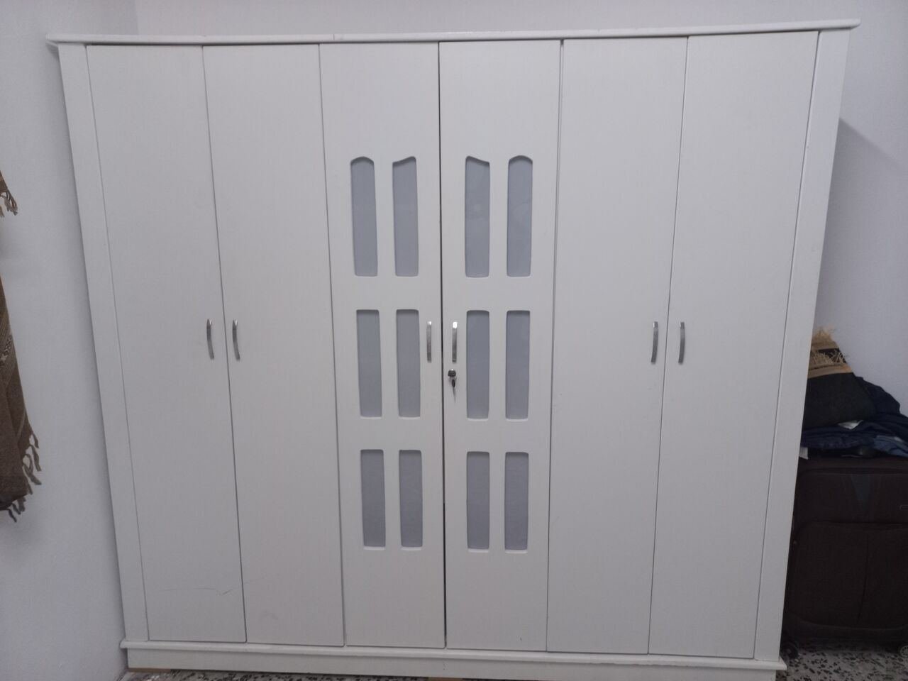 SAR 2200, Bed Set With Dressing, Cupboard, AC And Freidge For Sale Urgent