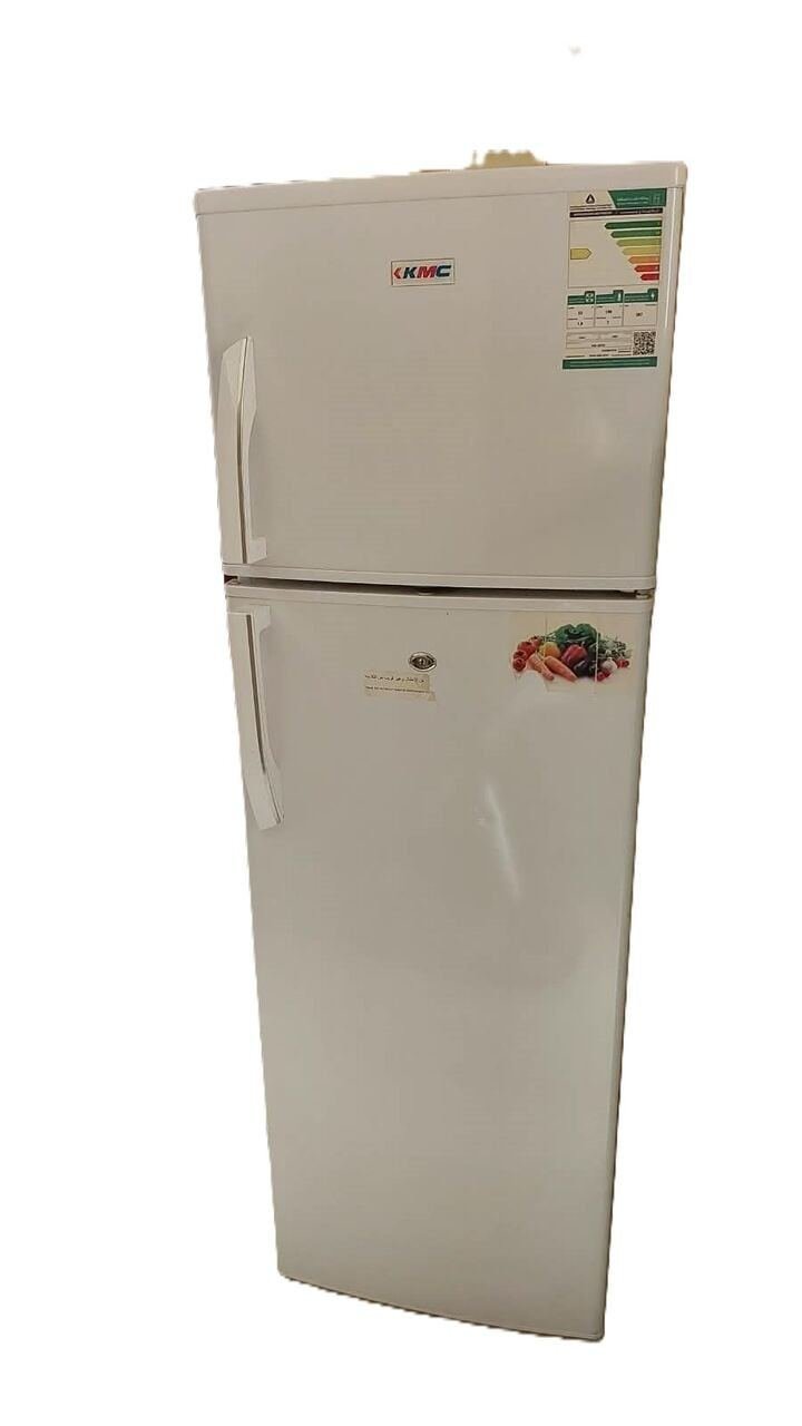 SAR 400, Fridge & Kitchen Cabinet