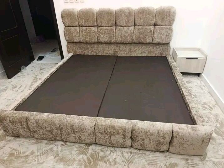 SAR 5, Luxurious Premium Quality Bedroom Furniture Sets