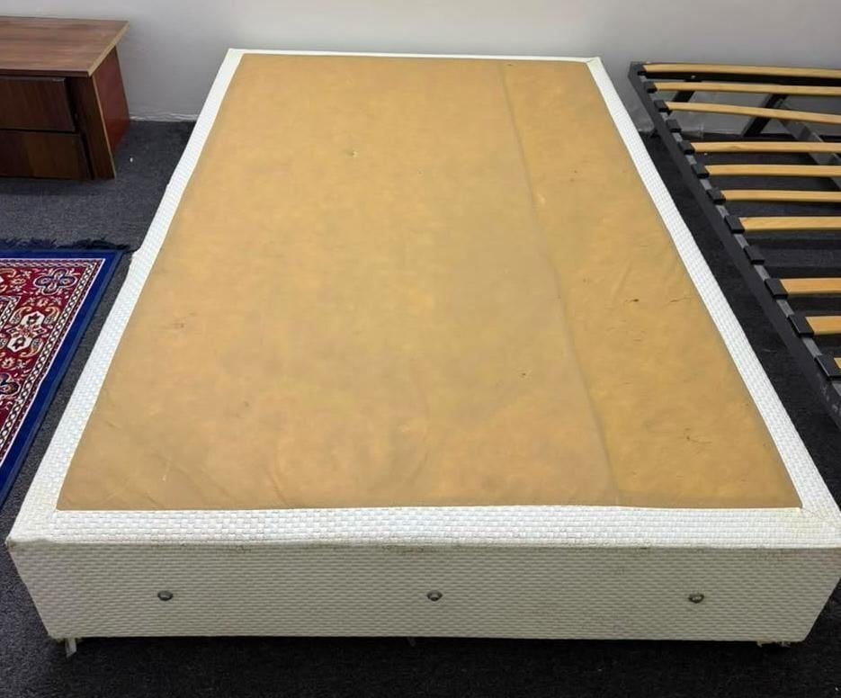 SAR 200, For Sale – Bed Base + Mattress | Almost New