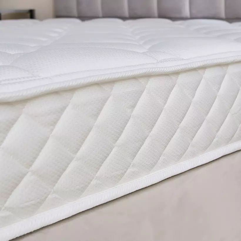 SAR 800, ISerene King Pocket Spring & Foam Mattress – 180 × 200 × 25 Cm