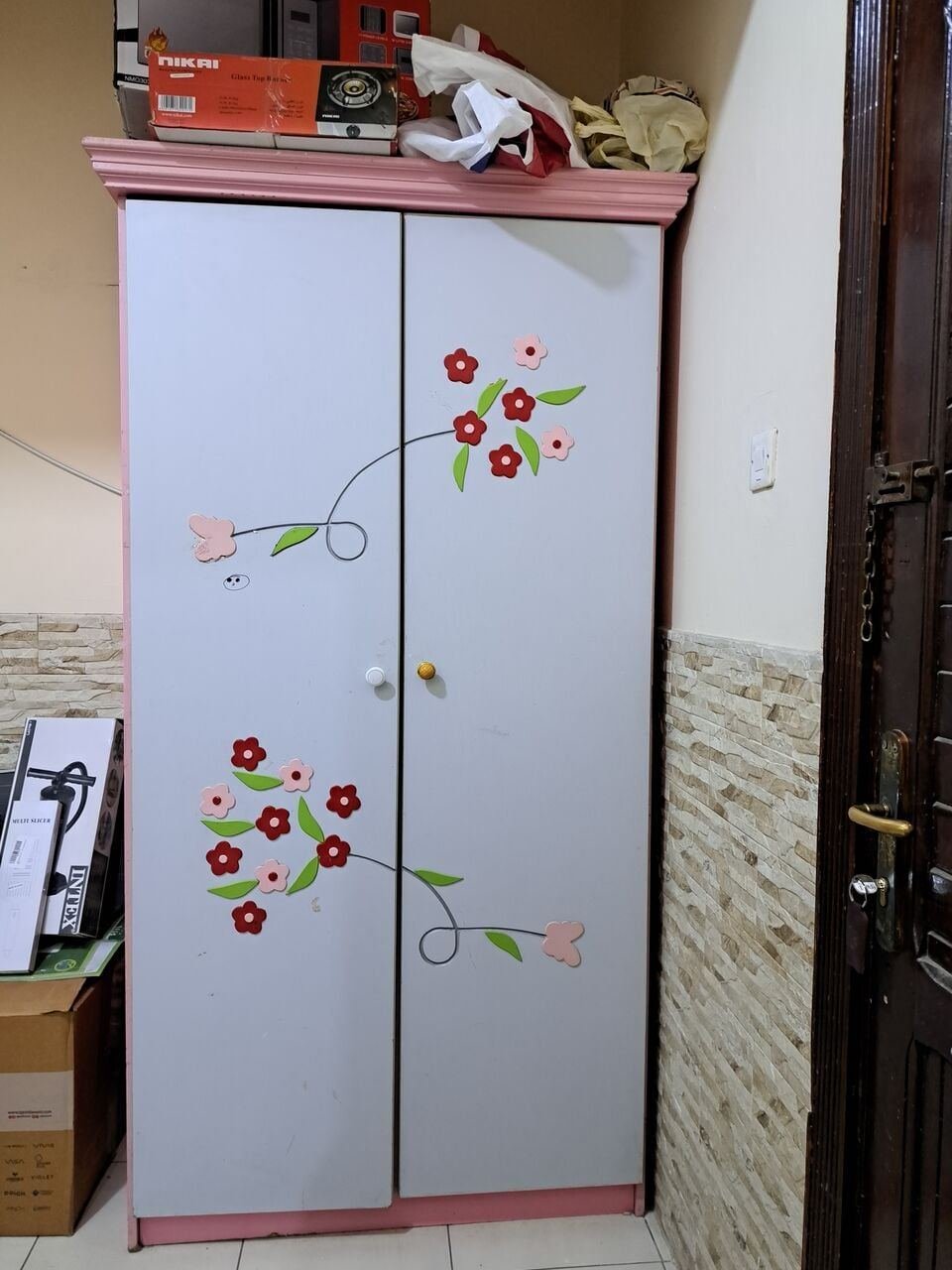 SAR 200, Ikea Single Bed Set With Mattress And 2 Door Almirah